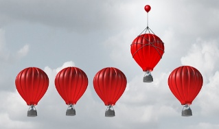 aufsteigende Ballons – Deutsche Assistance