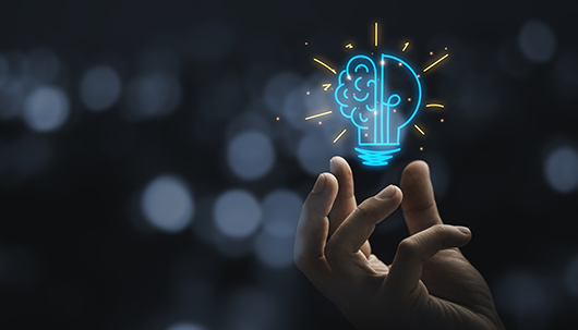 Quelle: iStock, ©Dilok Klaisataporn virtuelle Glühbirne mit Gehirn – Deutsche Assistance